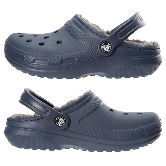 navy blue fuzzy crocs